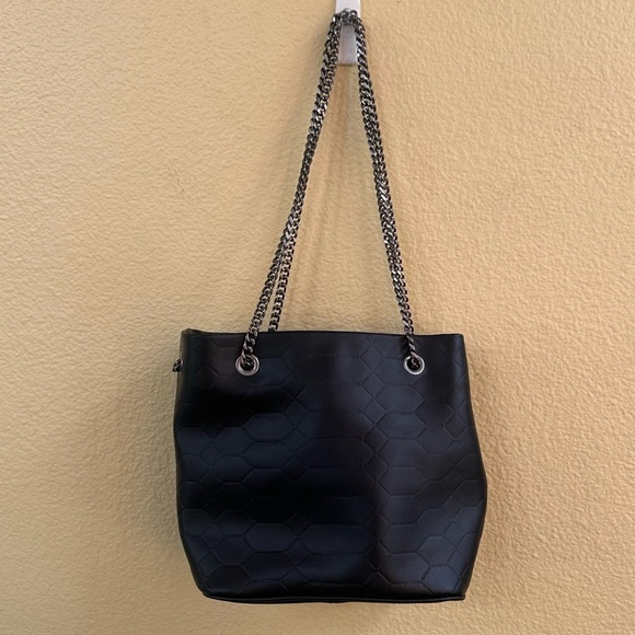 Aimee Kestenberg Black Quilted Leather Convertible Chain Crossbody Bag EUC! - Picture 3 of 15